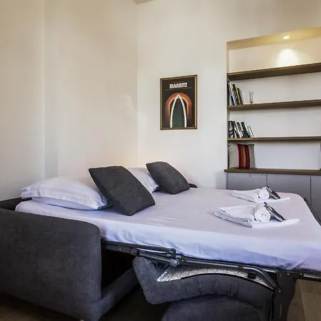 Marisca - Welkeys Apartament *